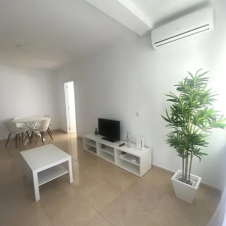 City Center Apartment *